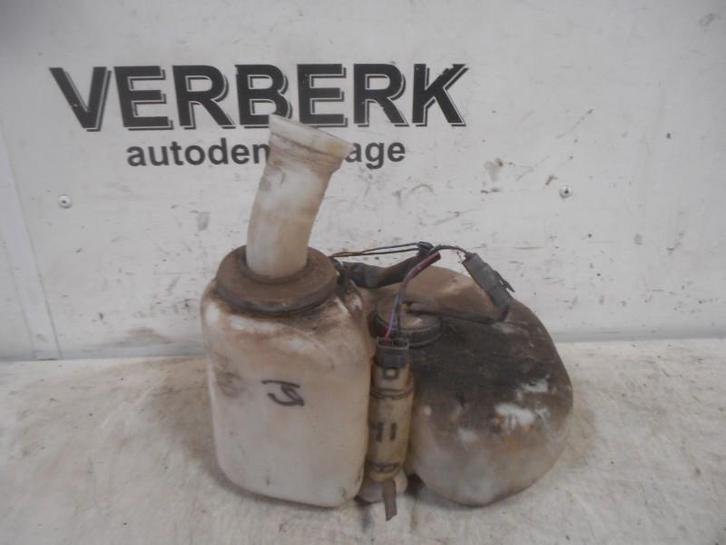 RUITENSPROEIERRESERVOIR Volvo 940 I Estate (01-1990/10-1998), Auto-onderdelen, Ruiten en Toebehoren, Volvo, Gebruikt