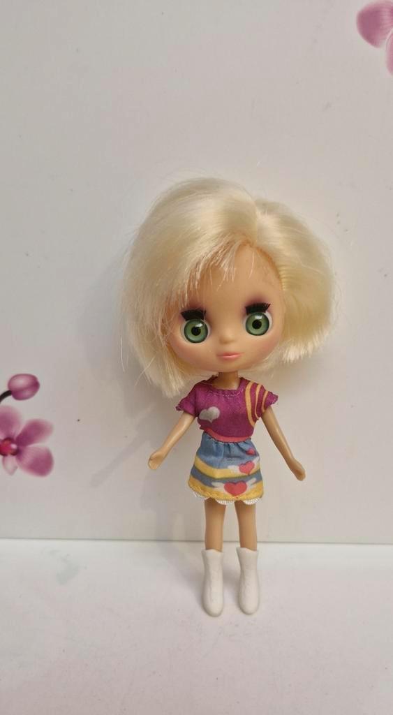 🩷 Mini-poupée Blythe de Littlest Pet Shop, Collections, Poupées, Comme neuf, Poupée, Réaliste ou Reborn, Enlèvement ou Envoi