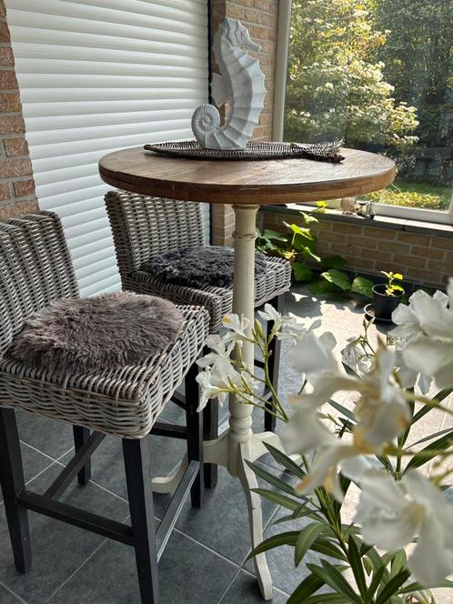 Bistro-set Riviera Maison stijl, Huis en Inrichting, Tafels | Statafels, Zo goed als nieuw, Ophalen