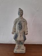 Beeldje van Chinese soldaat (terracotta leger-stijl) - 22cm, Ophalen of Verzenden, Gebruikt