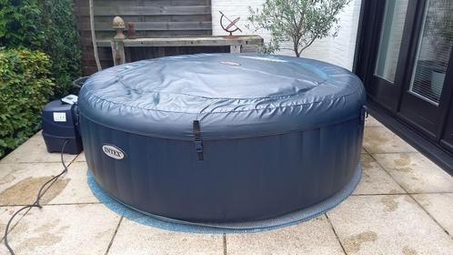 Pure Spa jacuzzi 6 personen, Tuin en Terras, Bubbelbaden en Hottubs, Opblaasbaar, Afdekzeil, Filter, Pomp, Ophalen
