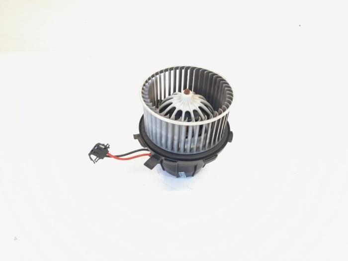 Moteur de ventilation chauffage d'un Audi A5, Autos : Pièces & Accessoires, Autres pièces automobiles, Audi, Utilisé, 3 mois de garantie
