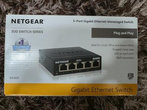 NETGEAR GS305-300PAS 5-Port Gigabit Ethernet Unmanaged Switc, Computers en Software, Netwerk switches, Ophalen of Verzenden