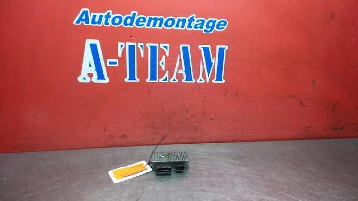 RELAIS BOUGIE PRECHAUFFAGE C Renault Kangoo (KC), Autos : Pièces & Accessoires, Électronique & Câbles, Renault, Utilisé