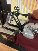 flandria record kader met motor 4.3 pk motor, 49 cc, Klasse B (45 km/u), 4 versnellingen, Ophalen