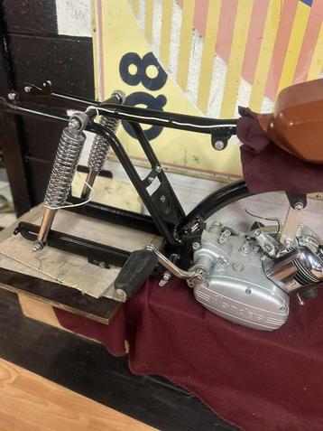 flandria record kader met motor 4.3 pk motor beschikbaar voor biedingen