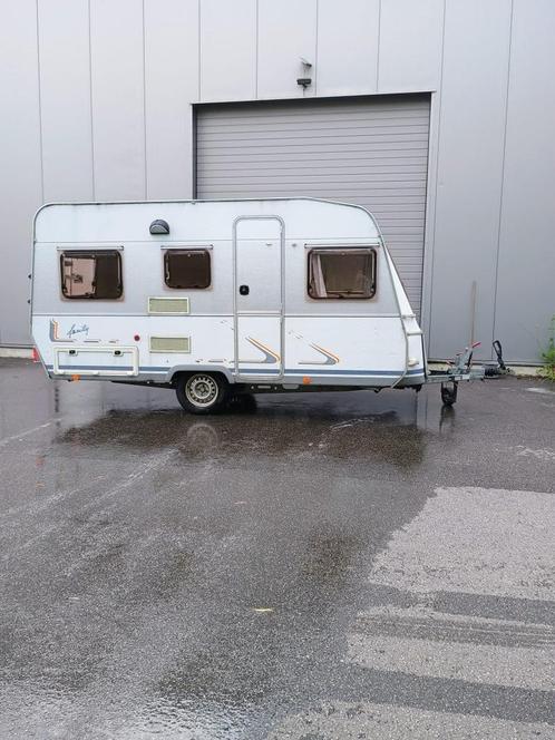 Caravan dethleffs MTM 1100 kg, bj 1998, Caravans en Kamperen, Caravans, Particulier, tot en met 4, 750 - 1000 kg, Dethleffs, Ophalen