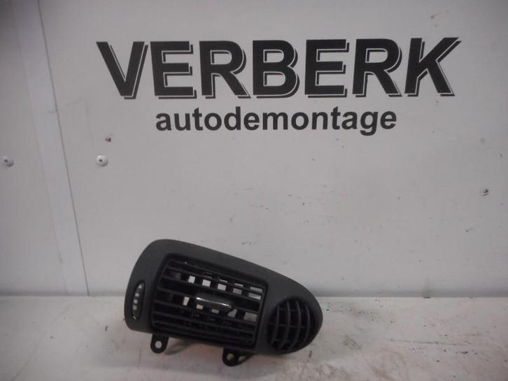 DASHBOARD LUCHTROOSTER RECHTS C (W203) (a2038300254), Auto-onderdelen, Dashboard en Schakelaars, Mercedes-Benz, Gebruikt