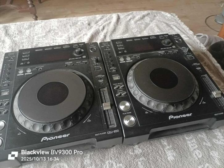 2x CDJ 850 & RELOOP MIXER RMX-40DSP, Audio, Tv en Foto, Professionele apparaten, Refurbished, Audio, Ophalen