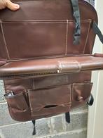 leren autotafel, Enlèvement