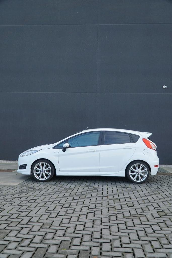 Ford fiesta, Auto's, Ford, Particulier, Fiësta, Benzine, 5 deurs, Handgeschakeld, Wit, Ophalen
