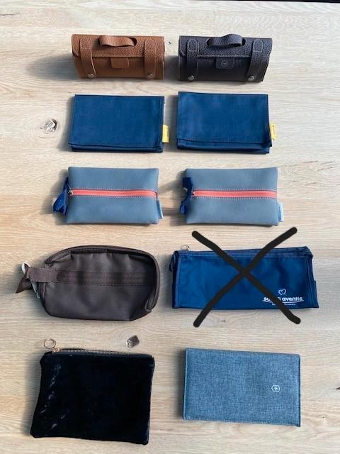 Toilettasjes – zie foto’s – Nieuw!, Handtassen en Accessoires, Toilettassen, Nieuw, Overige kleuren, Ophalen of Verzenden