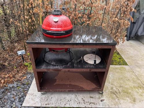 Kamado Joe Junior + tafel in Cortenstaal, Tuin en Terras, Houtskoolbarbecues, Gebruikt, Ophalen