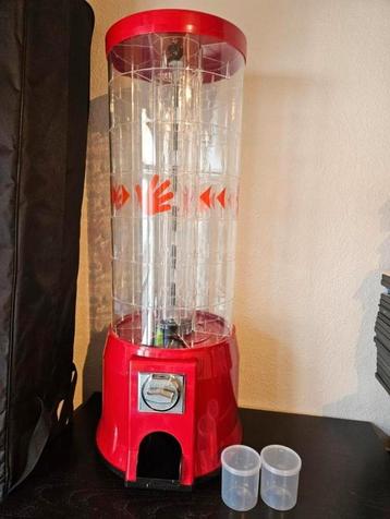 Pringles machien + 152 potjes (NIEUW) beschikbaar voor biedingen