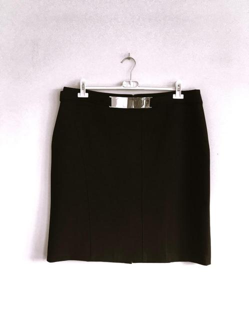 CAROLINE BISS - prachtige zwarte rok met zilverkleurige gesp, Kleding | Dames, Rokken, Zo goed als nieuw, Maat 46/48 (XL) of groter
