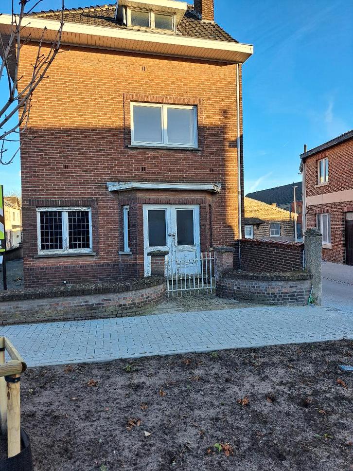 Huis te koop, Immo, Huizen en Appartementen te koop, Provincie Limburg, Vrijstaande woning, F