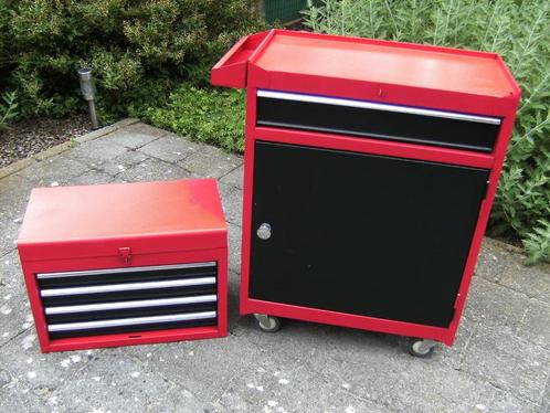 Metalen gereedsschapskist en kastje., Doe-het-zelf en Bouw, Gereedschapskisten, Gebruikt, Ophalen