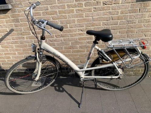 Batavus Mambo met 7 versnellingen en verende voorvork, Fietsen en Brommers, Fietsen | Dames | Damesfietsen, Gebruikt, Batavus