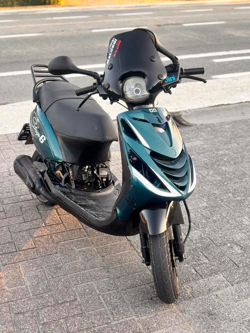 Piagio Zip 150cc hexa, Fietsen en Brommers, Scooters | Piaggio, Zo goed als nieuw, Zip, Ophalen of Verzenden