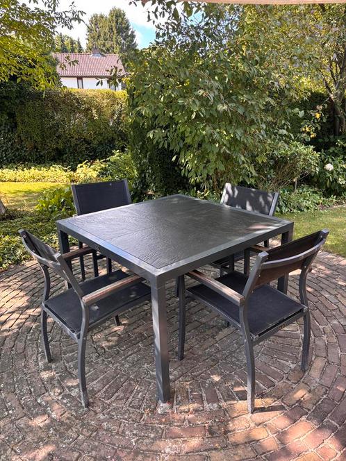 Tuintafel stenen blad en 4 bijbehorende stoelen, Tuin en Terras, Tuinsets en Loungesets, Zo goed als nieuw, Tuinset, Aluminium