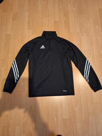Survêtement Adidas beschikbaar voor biedingen