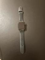 Apple Watch Series 4 , uitstekende staat + lader, Handtassen en Accessoires, Ophalen, Gebruikt