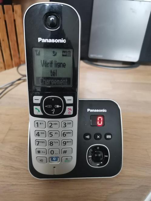 Téléphone portable Panasonic, Telecommunicatie, Vaste telefoons | Handsets en Draadloos, Zo goed als nieuw, 1 handset, Ophalen of Verzenden