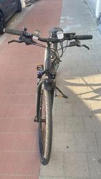 Electrische fiets, Fietsen en Brommers, Elektrische fietsen, Ophalen, Zo goed als nieuw, 50 km per accu of meer