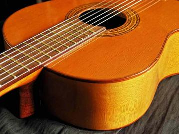 Classical guitar Francisco Esteve Concierto 1981 beschikbaar voor biedingen