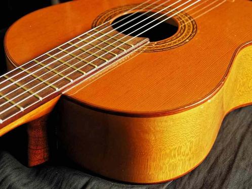 Classical guitar Francisco Esteve Concierto 1981, Muziek en Instrumenten, Snaarinstrumenten | Gitaren | Akoestisch, Gebruikt, Klassieke of Spaanse gitaar