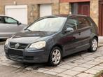 VOLKSWAGEN POLO 1.2 • NIEUWE DISTR. KETTING • BLANCO GEKEURD, Argent ou Gris, Boîte manuelle, Noir, 5 portes