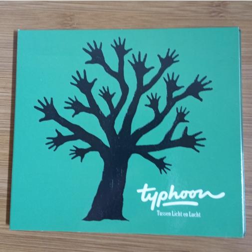 "Tussen licht en lucht" (Typhoon) CD+booklet ZGAN, Cd's en Dvd's, Ophalen of Verzenden, Zo goed als nieuw