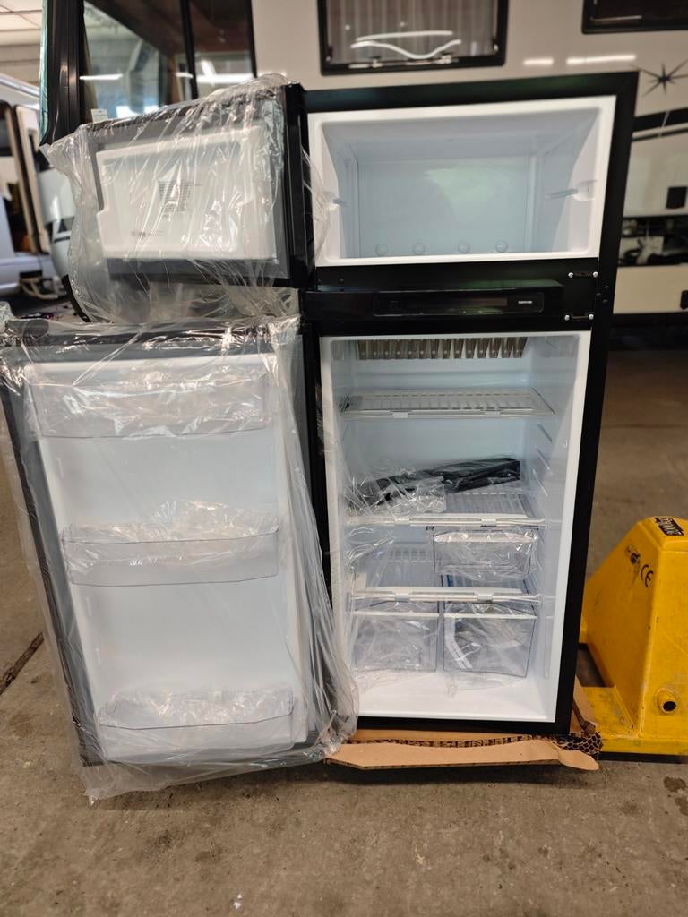 Koelkast THETFORD, Ophalen