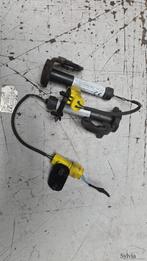 Slot actuator motorkap passief links en rechts BMW 5 / 6 / 7, -, Utilisé, -, -