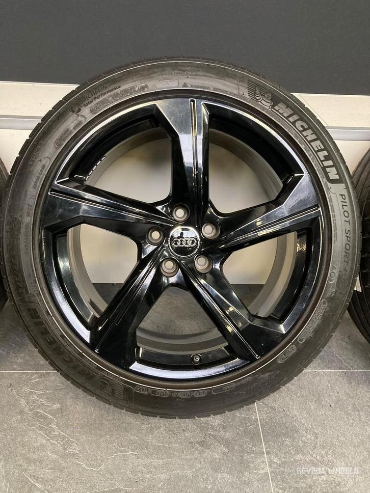 19” originele Audi A6 C8 velgen + banden 5x112 4K0601025AJ, Autos : Pièces & Accessoires, Pneus & Jantes, Pneus et Jantes, Pneus été