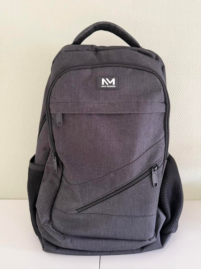 Navy Madden Rugzak, Computers en Software, Laptoptassen, Zo goed als nieuw, Rugzak, Ophalen of Verzenden