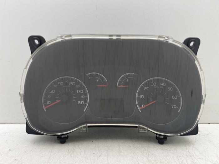 Compteur kilométrique KM d'un Fiat Doblo, Autos : Pièces & Accessoires, -, 3 mois de garantie, Utilisé, Fiat