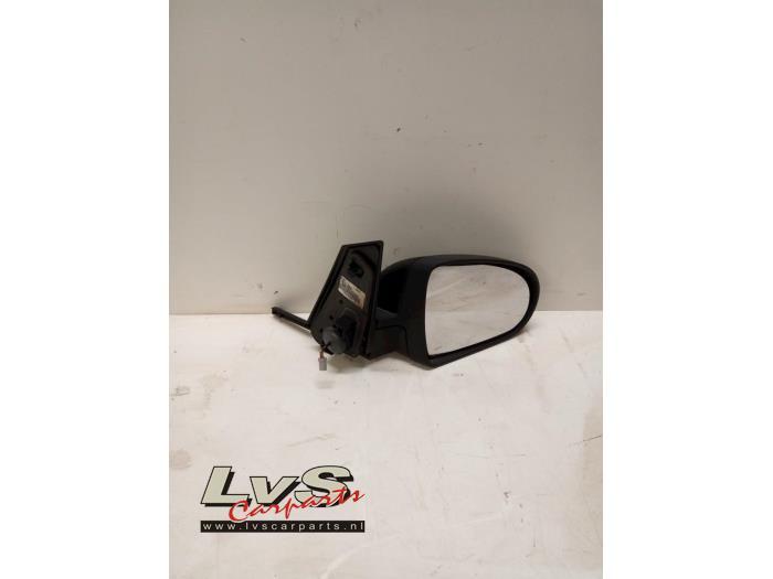 Buitenspiegel rechts van een Mitsubishi Colt, Auto-onderdelen, Spiegels, Mitsubishi, Gebruikt, 3 maanden garantie, Ophalen of Verzenden