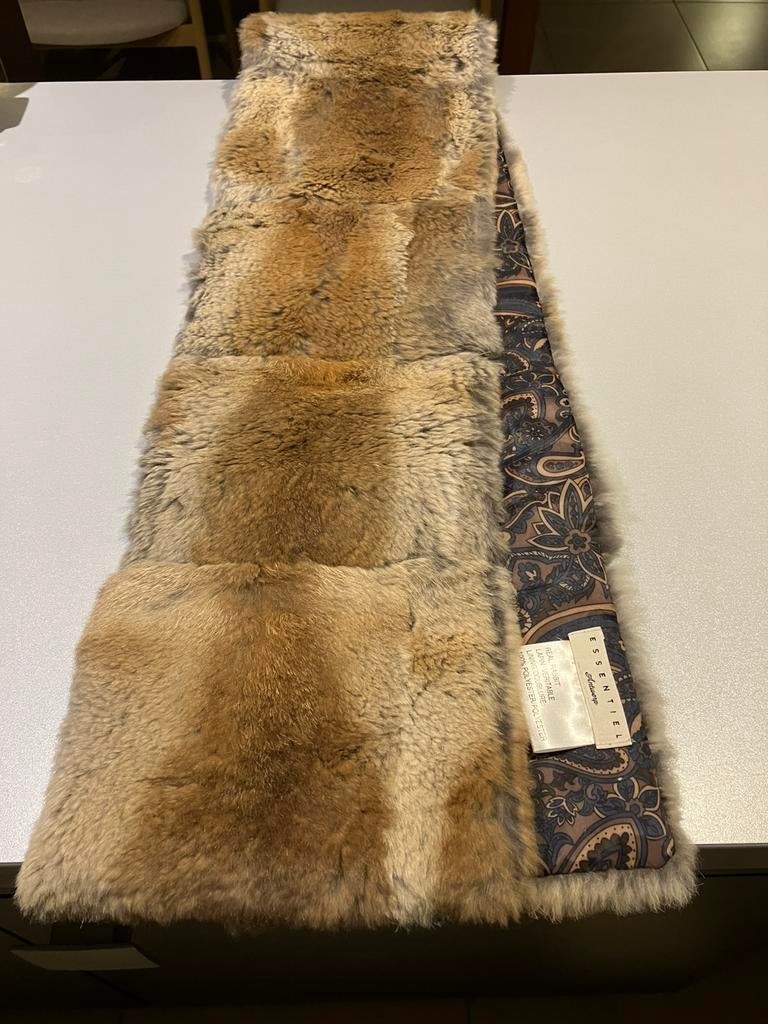 Sjaal Essentiel, Kleding | Dames, Mutsen, Sjaals en Handschoenen, Ophalen of Verzenden, Nieuw