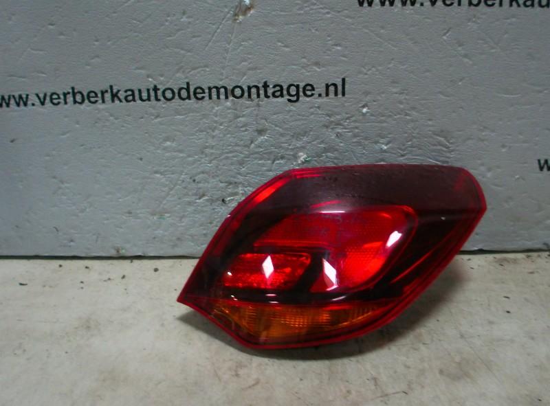 ACHTERLICHT RECHTS smoke Astra J (PC6 / PD6 / PE6 / PF6), Gebruikt, Opel