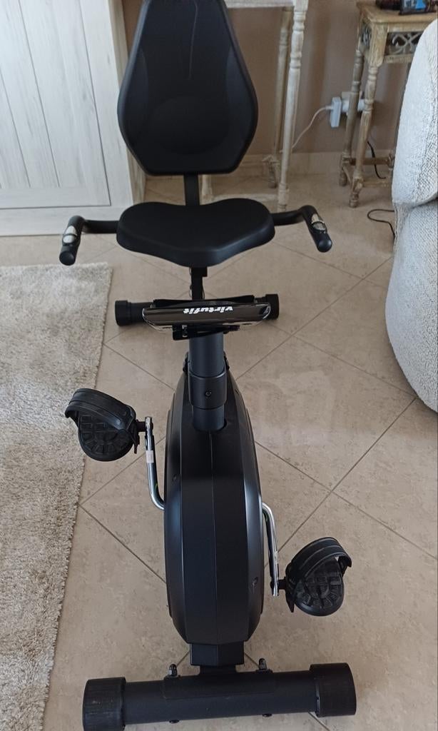 Couché. 2 fois utilisé, Enlèvement, Couché