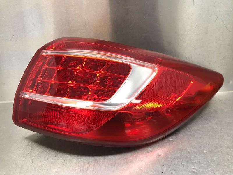 FEU ARRIÈRE DROIT Sportage (SL) (|924023W010|924063W010|), Utilisé, Kia