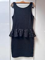 Zwarte jurk met ruches van Bershka - Maat L, Zwart, Maat 42/44 (L), Zo goed als nieuw, Bershka