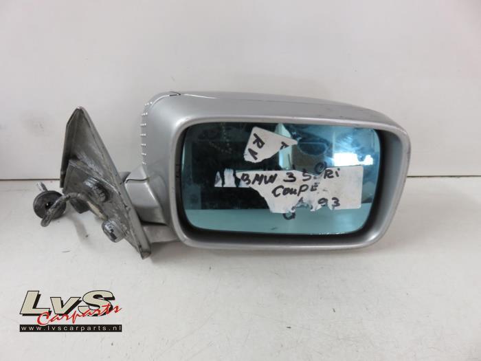 Rétroviseur extérieur droit d'un BMW 3-Serie, Autos : Pièces & Accessoires, Rétroviseurs, Utilisé, 3 mois de garantie, Enlèvement ou Envoi