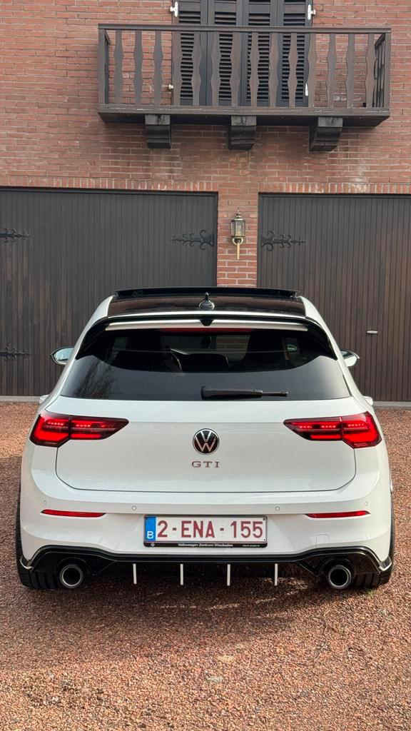 Golf 8 GTI 2.0 White / Black Edition, Autos, Volkswagen, Particulier, Golf, Régulateur de distance, Essence, Euro 6, 5 portes