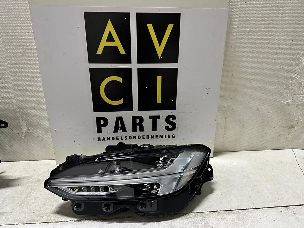 koplamp Volvo V90 S90 FULL LED High BEAM 32262013 Links, Gebruikt, -, -, Ophalen of Verzenden