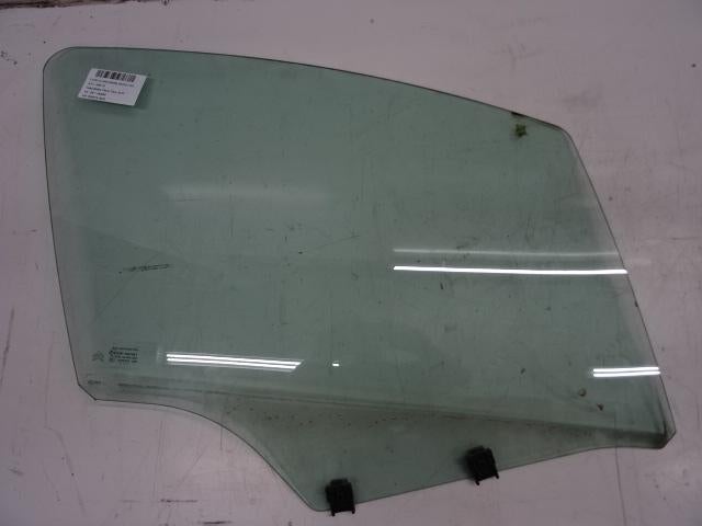 VITRE AVANT DROITE Citroën C3 (SC) (01-2009/01-2017), Utilisé, Citroën