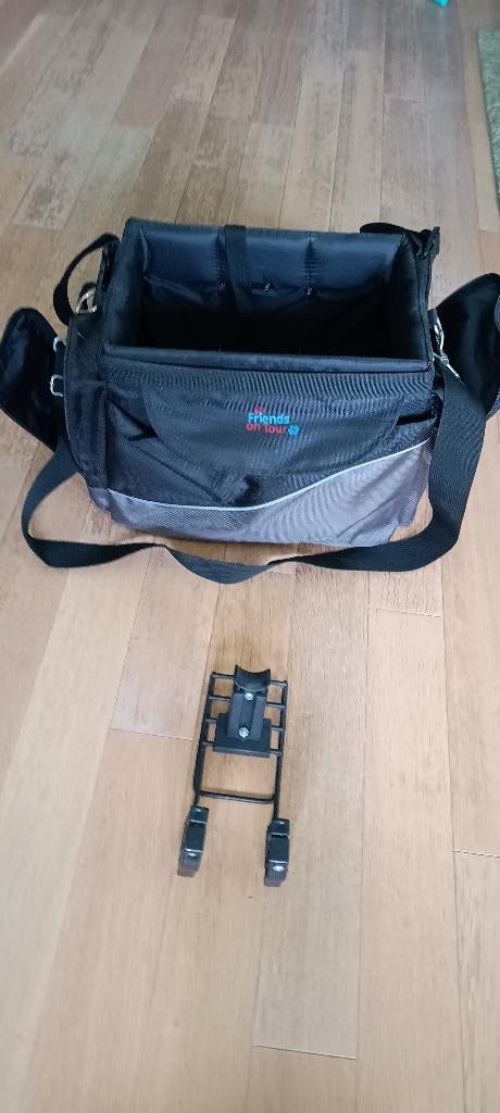 TRIXI FRIENDS ON TOUR  HONDENFIETSTAS, Ophalen, Nieuw