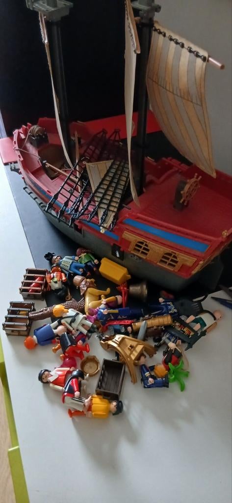 Playmobil piratenschip, Ophalen