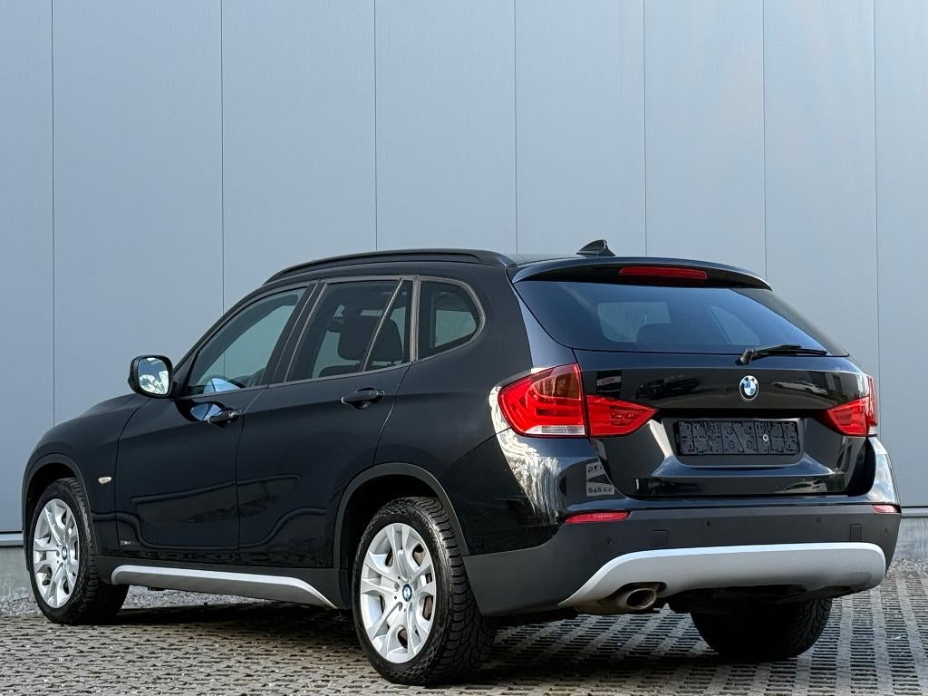 BMW X1 2.0d sDrive18 M-Interieur Pano ParkSensor Navi Euro5, Autos, Euro 5, Achat, Entreprise, Boîte manuelle